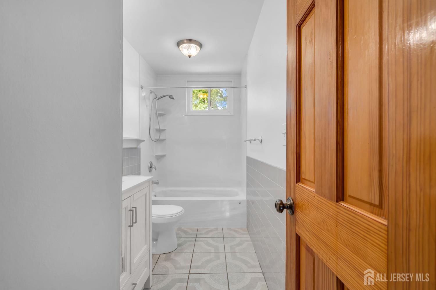 341 Middle Road Hazlet NJ 07730