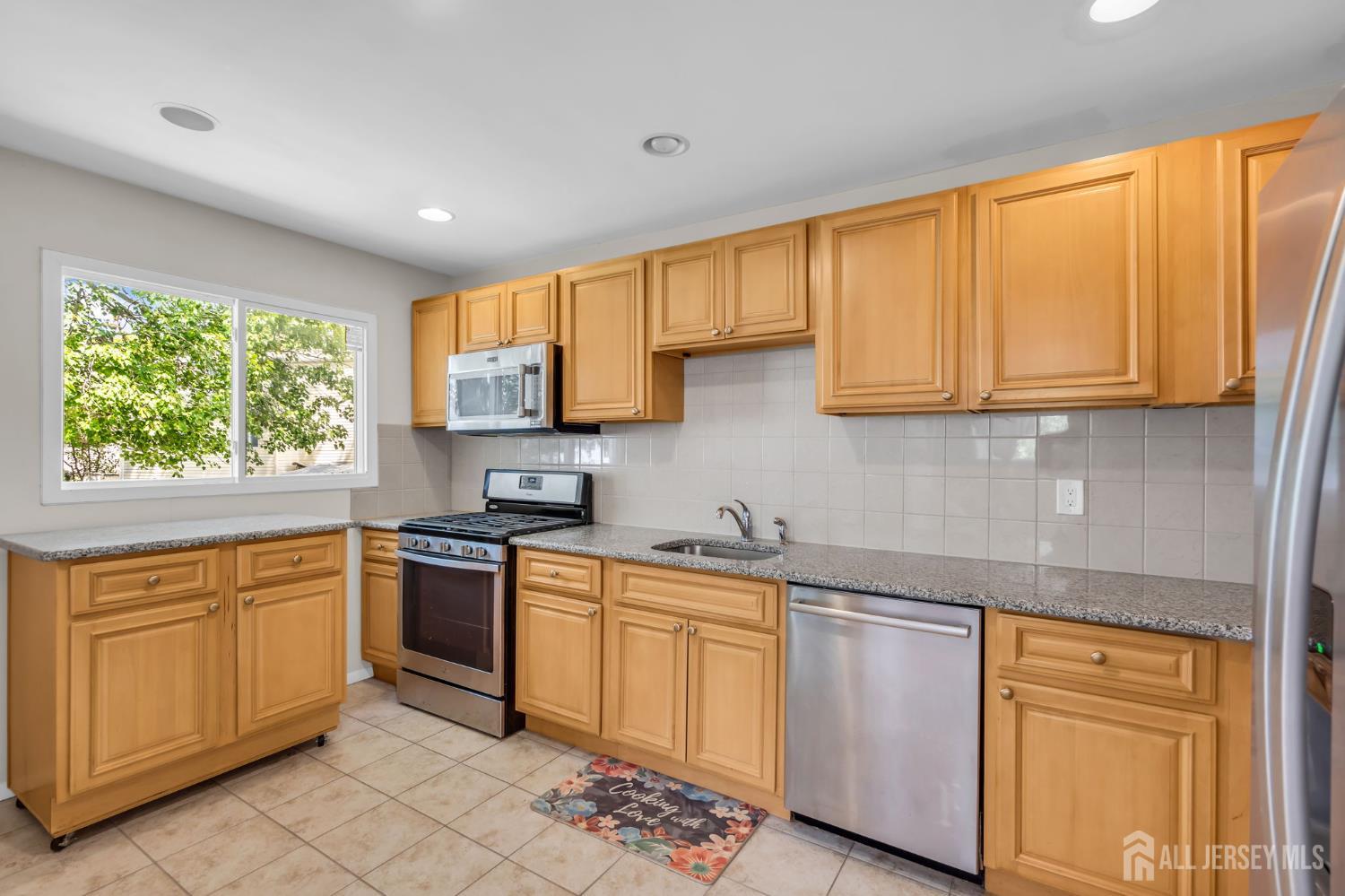 341 Middle Road Hazlet NJ 07730