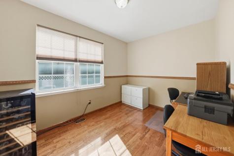 42 Hinton Street Sayreville NJ 08872