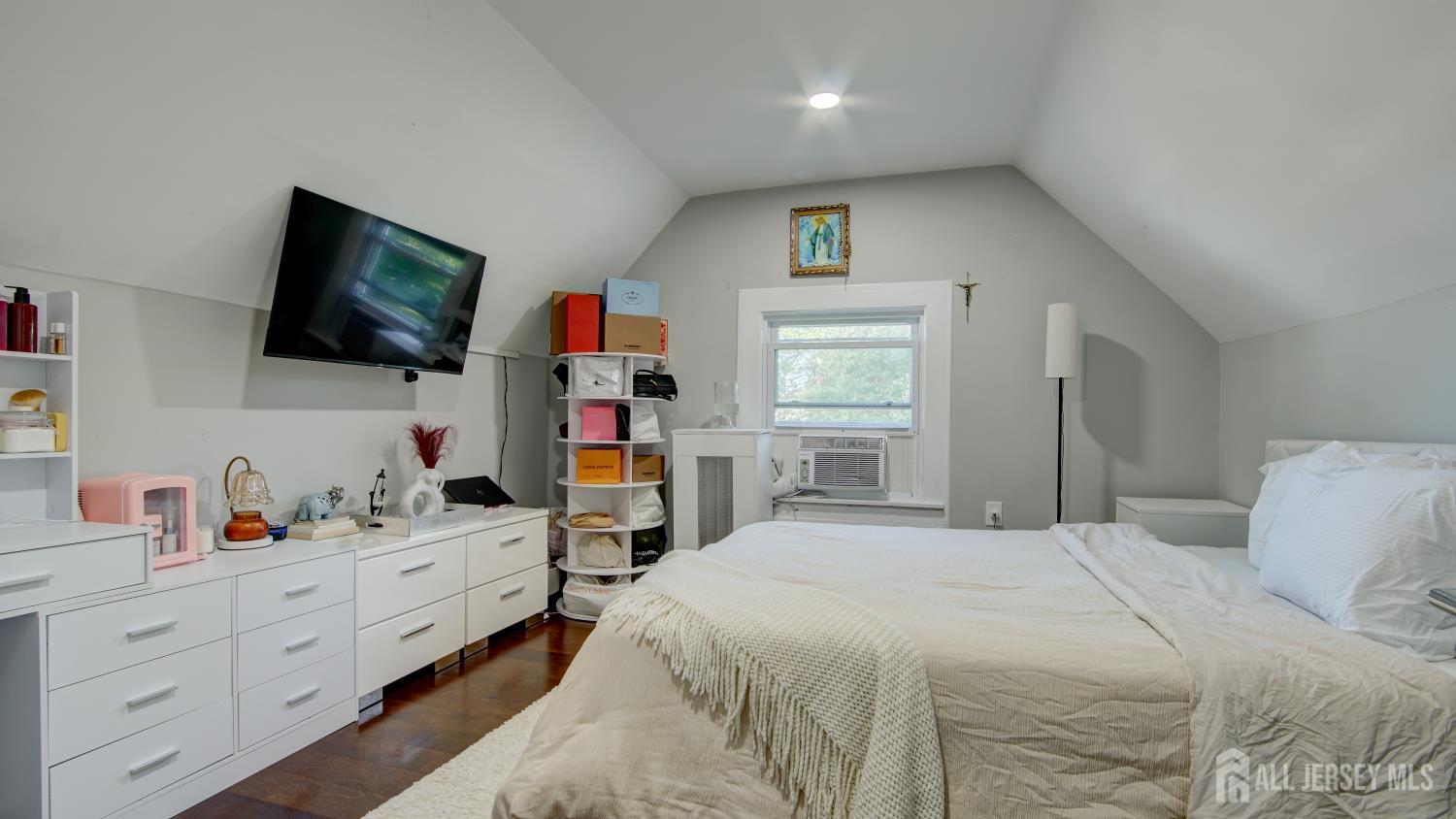 80 N Hill Road N Colonia NJ 07067