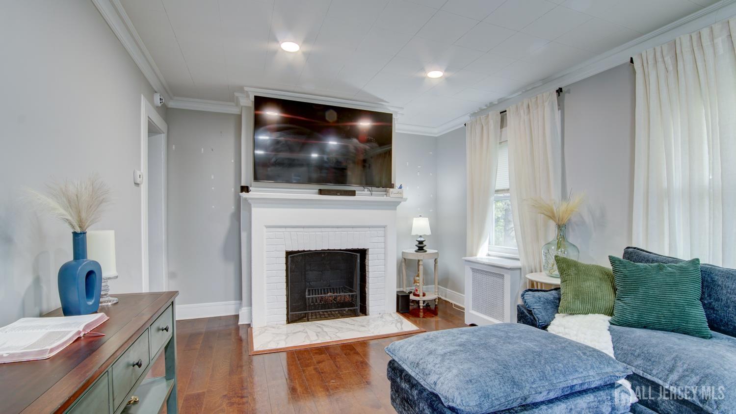 80 N Hill Road N Colonia NJ 07067