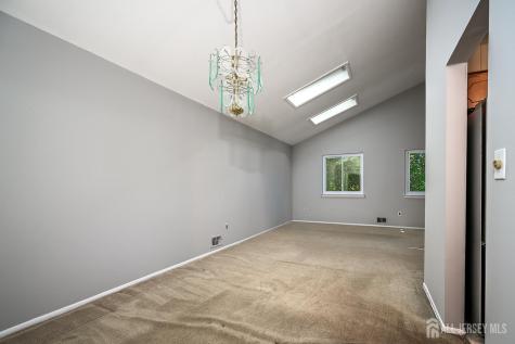 4 Donner Court South Brunswick NJ 08852