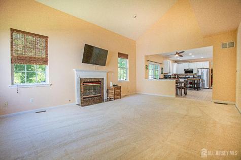 11 Colts Run Rd Road S Franklin Twsp NJ 08540