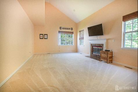 11 Colts Run Rd Road S Franklin Twsp NJ 08540