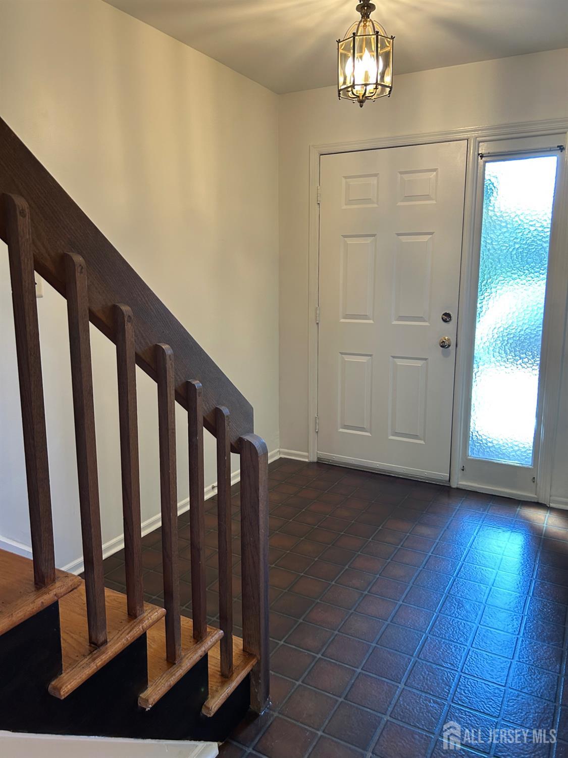 367 Willowbrook Drive North Brunswick NJ 08902