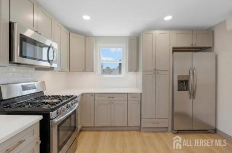146 W Grant Avenue Roselle Park NJ 07204