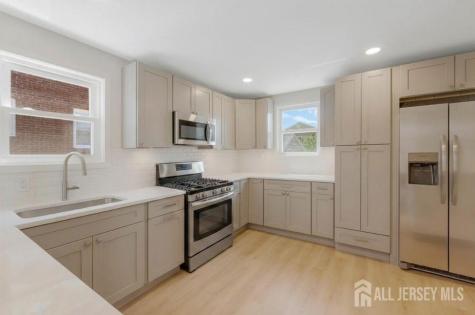 146 W Grant Avenue Roselle Park NJ 07204