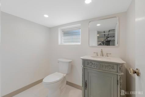 146 W Grant Avenue Roselle Park NJ 07204