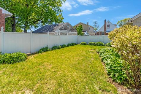 146 W Grant Avenue Roselle Park NJ 07204