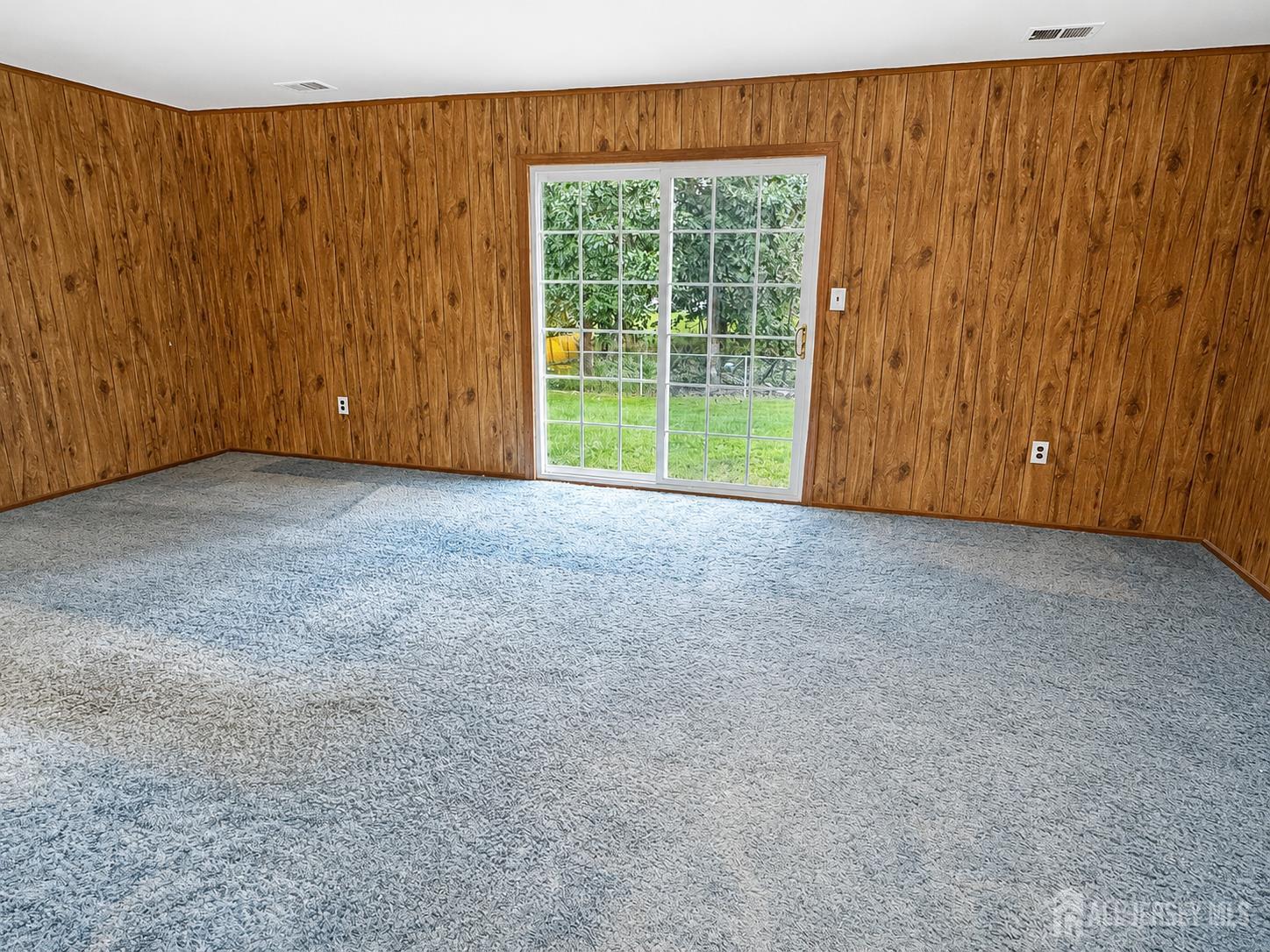 13 Traci Lane Edison NJ 08817