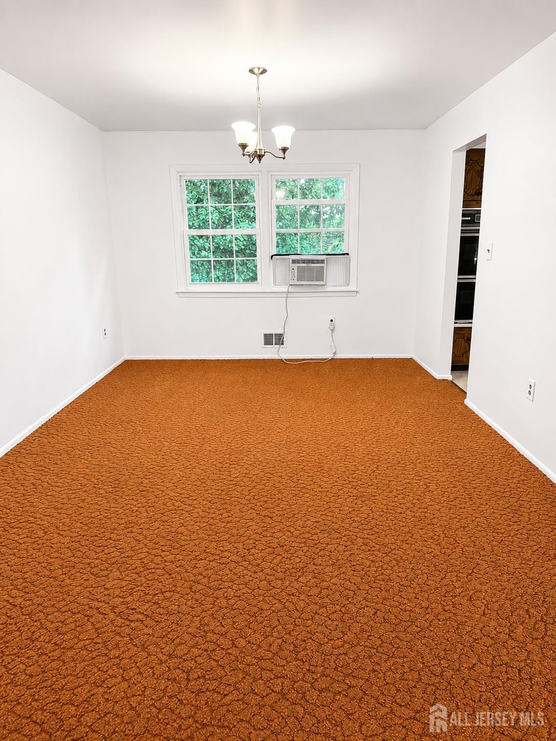 13 Traci Lane Edison NJ 08817