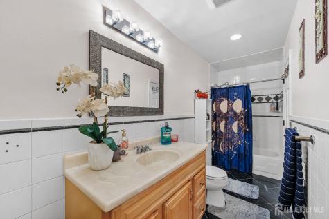 34 Brookside Avenue Old Bridge NJ 08857