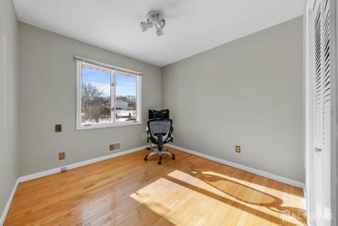 34 Brookside Avenue Old Bridge NJ 08857