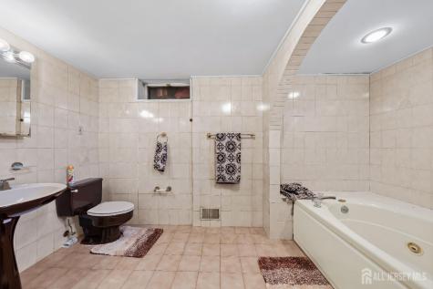 34 Brookside Avenue Old Bridge NJ 08857