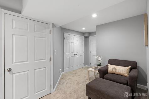 87 Elsie Drive Plainsboro NJ 08536