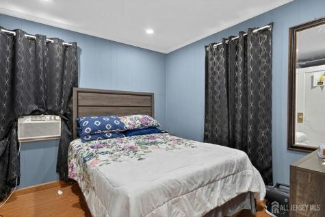 6 Hayes Court North Brunswick NJ 08902