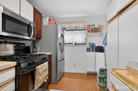 6 Hayes Court North Brunswick NJ 08902