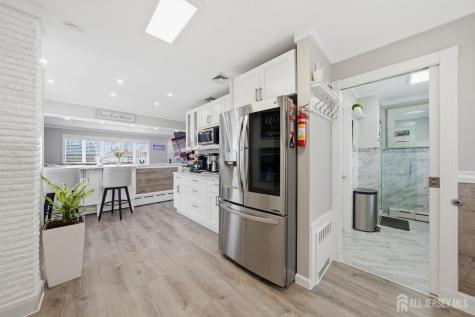 772 Harrell Avenue Woodbridge Proper NJ 07095