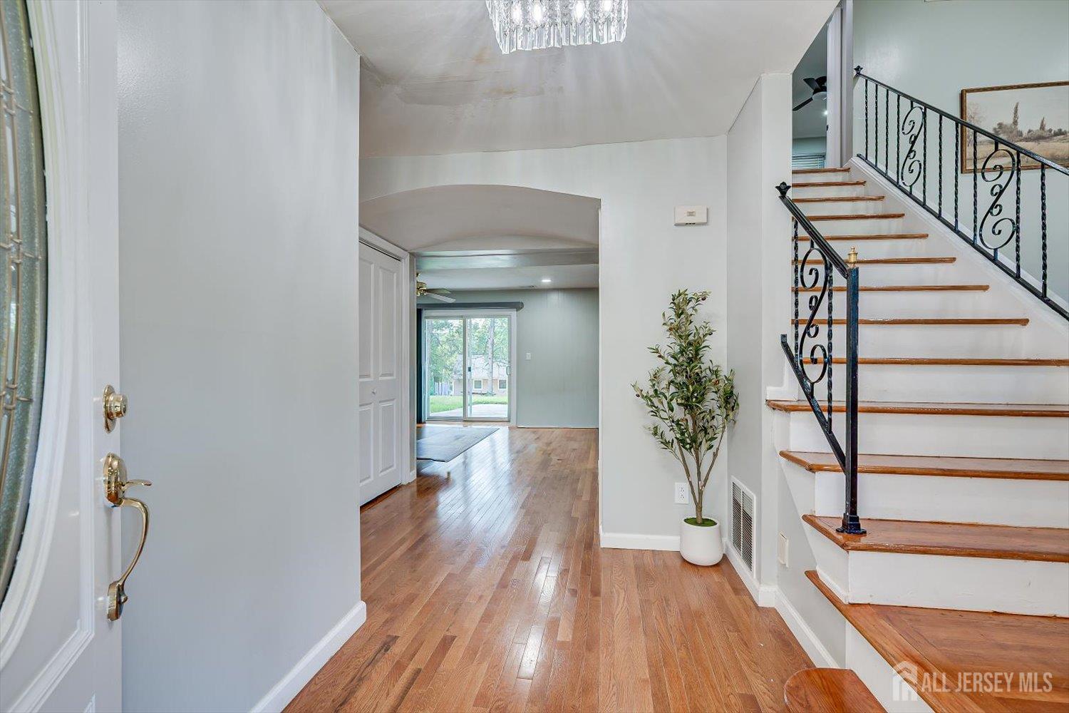 17 Myrtle Road East Brunswick NJ 08816