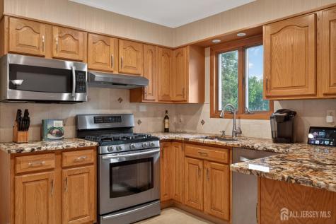 24 Deerwood Avenue Edison NJ 08817
