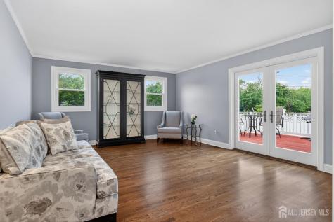 24 Deerwood Avenue Edison NJ 08817