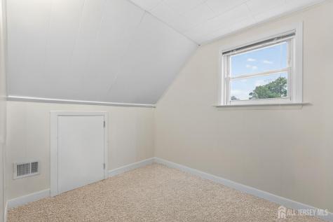 24 Deerwood Avenue Edison NJ 08817