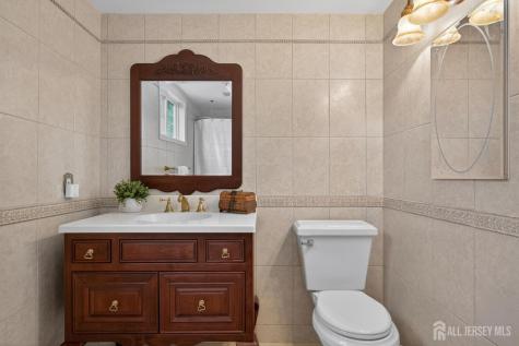 24 Deerwood Avenue Edison NJ 08817