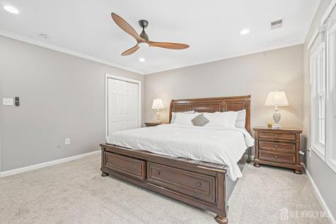 54 Harness Way Chesterfield NJ 08515
