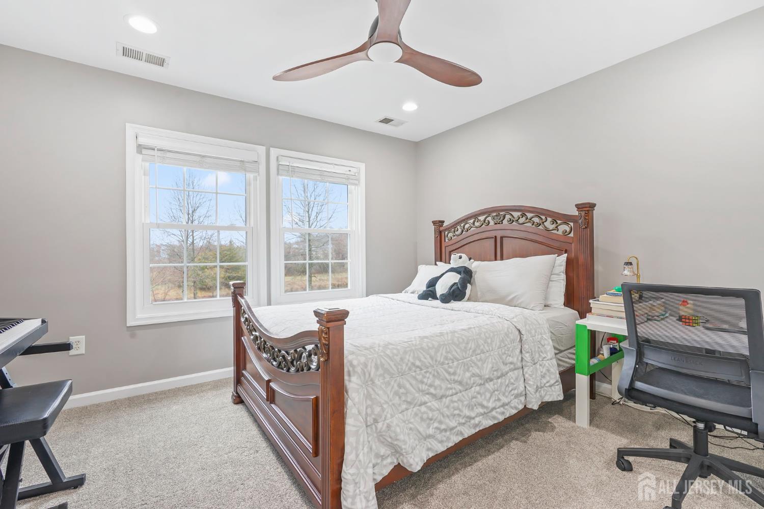 54 Harness Way Chesterfield NJ 08515