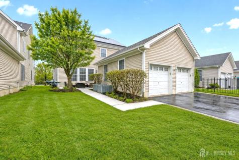 54 Harness Way Chesterfield NJ 08515
