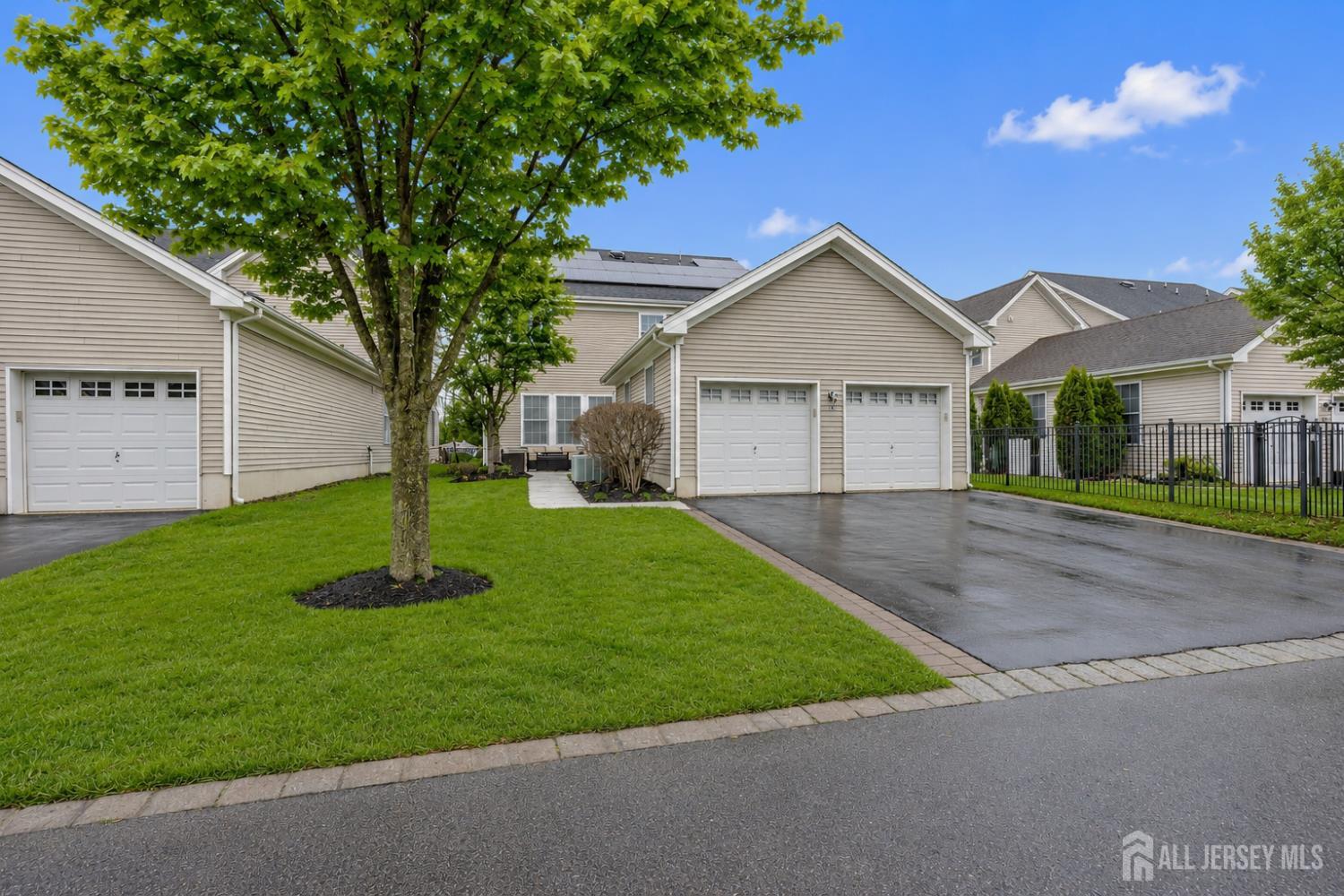 54 Harness Way Chesterfield NJ 08515