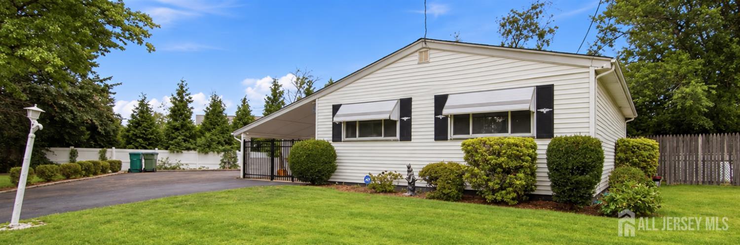 15 Bonham Drive Edison NJ 08837