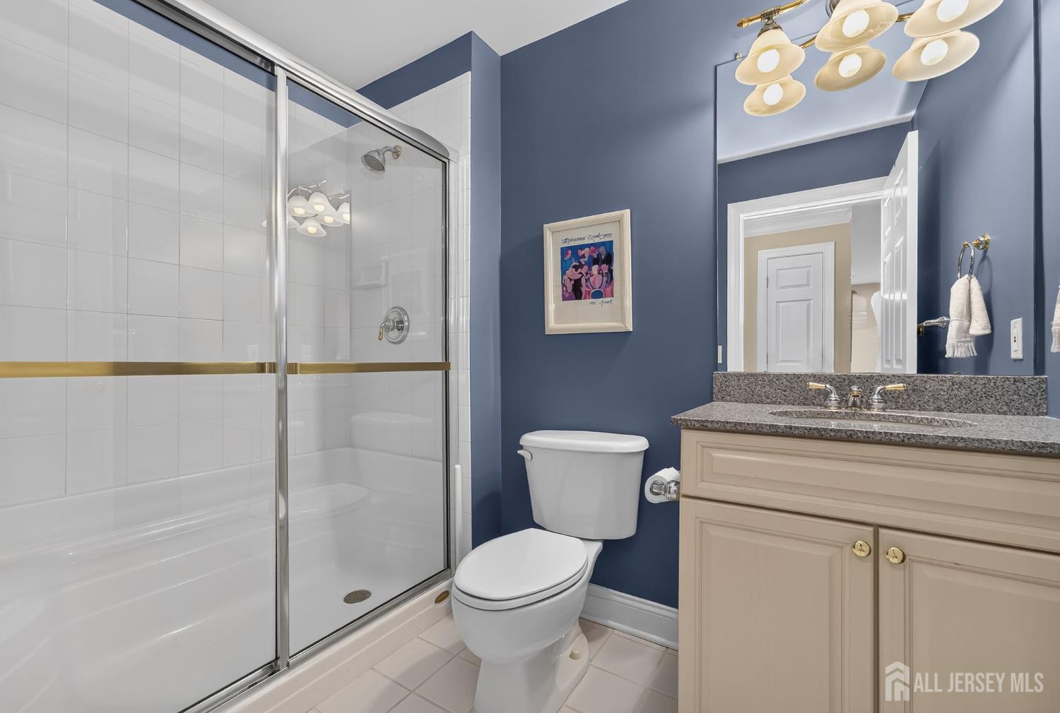 87 Saratoga Court Franklin NJ 08873