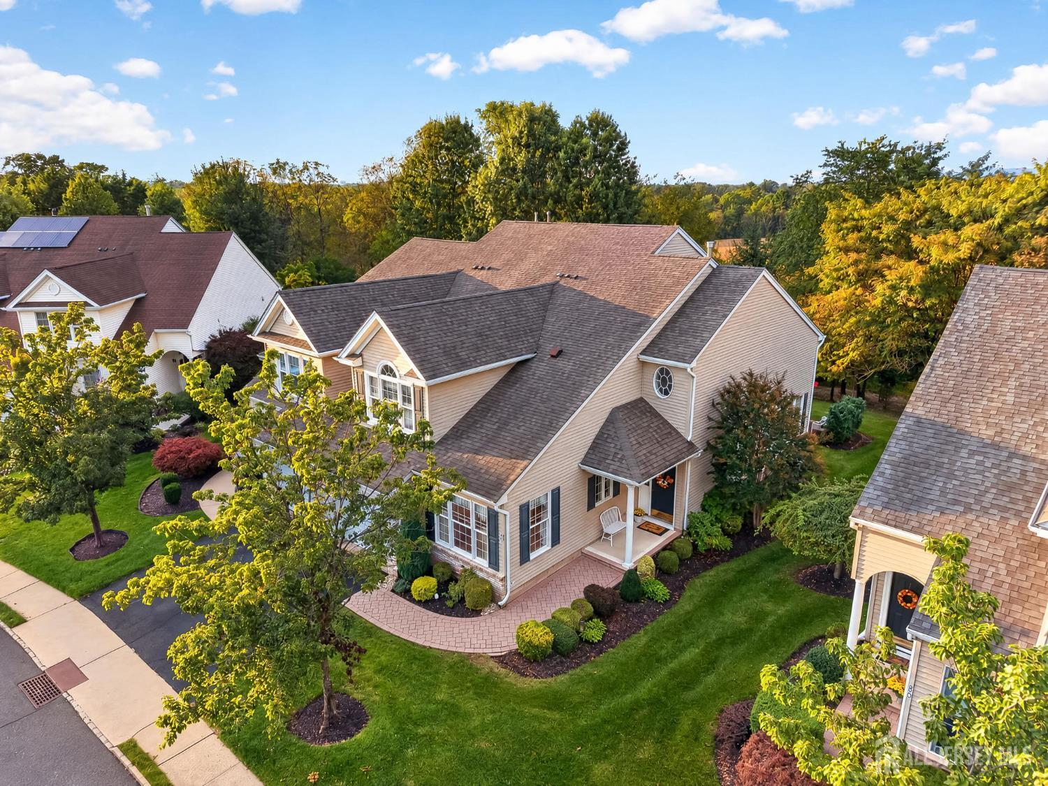87 Saratoga Court Franklin NJ 08873