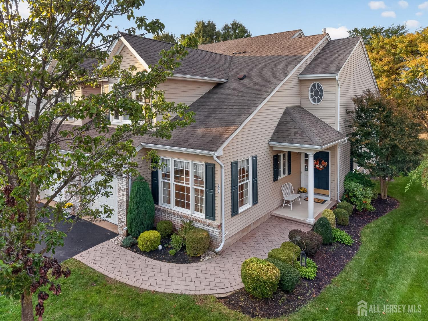 87 Saratoga Court Franklin NJ 08873