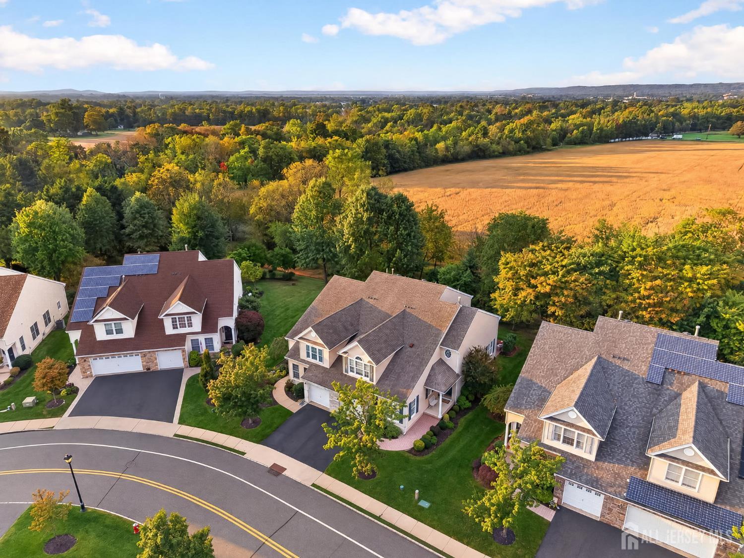 87 Saratoga Court Franklin NJ 08873