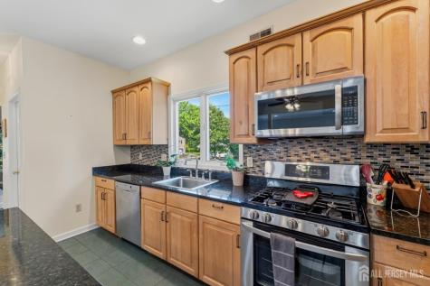 28 Wadsworth Avenue Metuchen NJ 08840