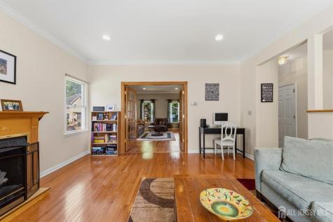 28 Wadsworth Avenue Metuchen NJ 08840