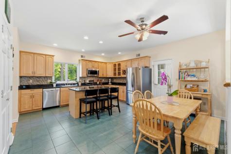 28 Wadsworth Avenue Metuchen NJ 08840