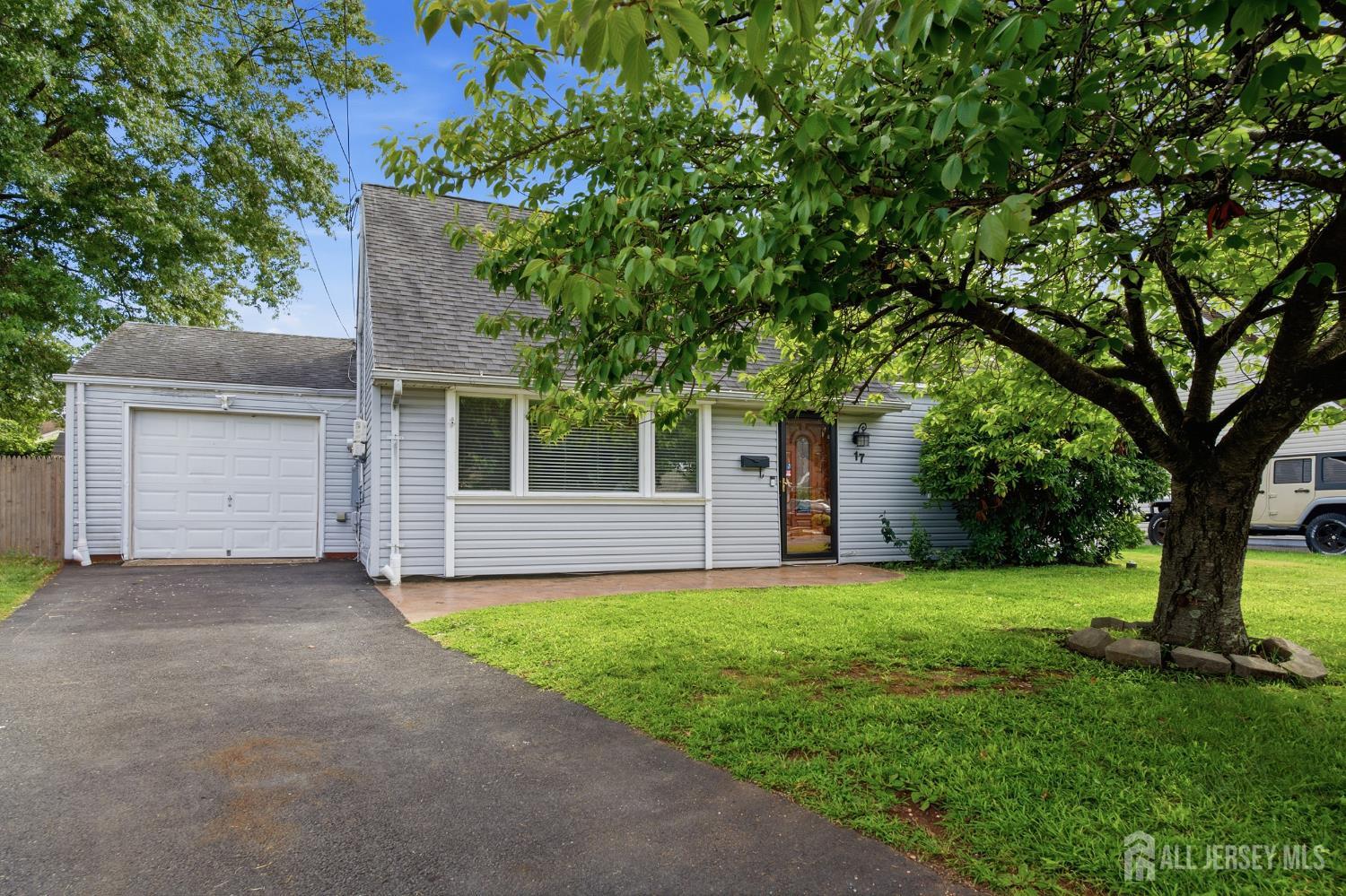 17 Joanna Place Colonia NJ 07067