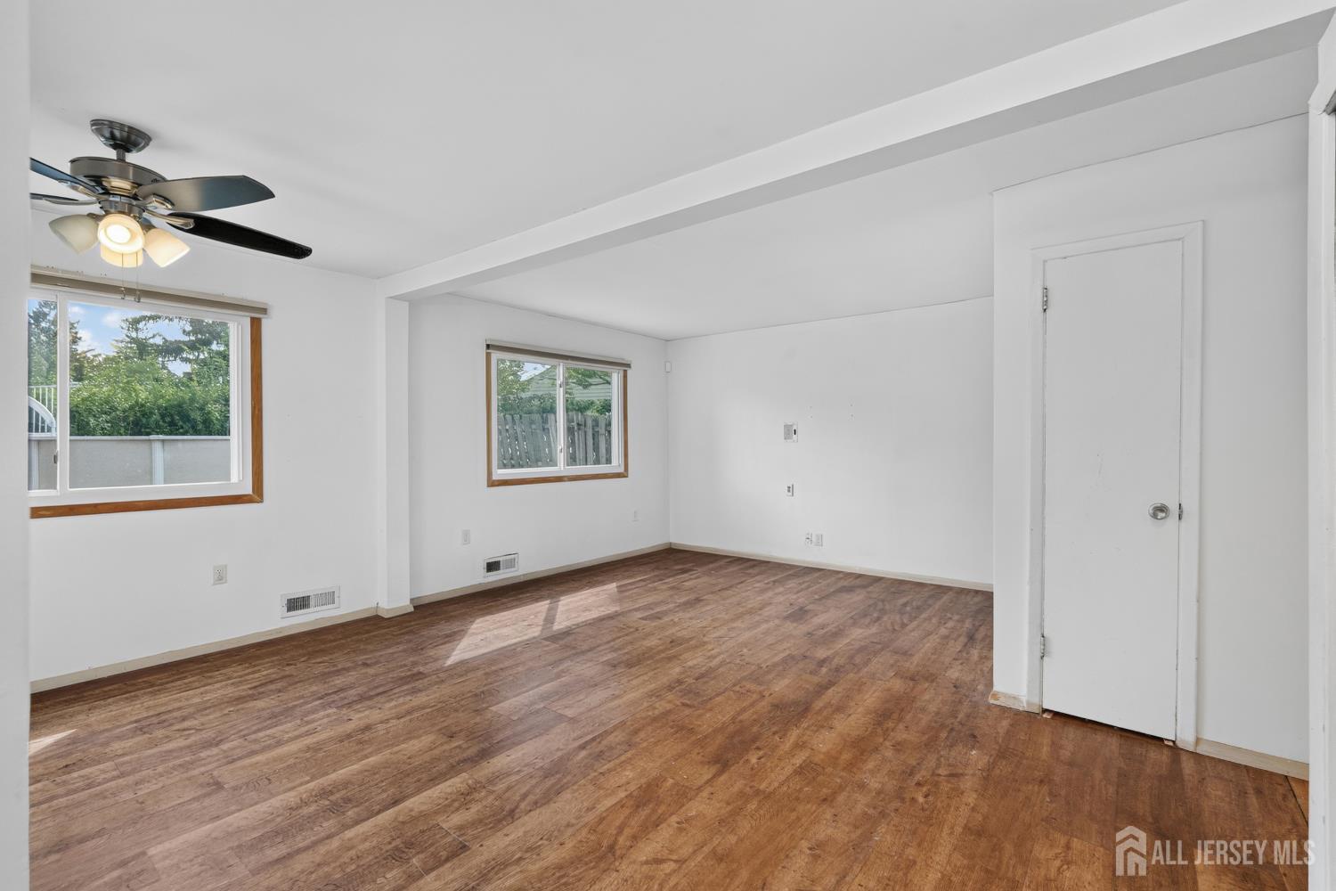 17 Joanna Place Colonia NJ 07067