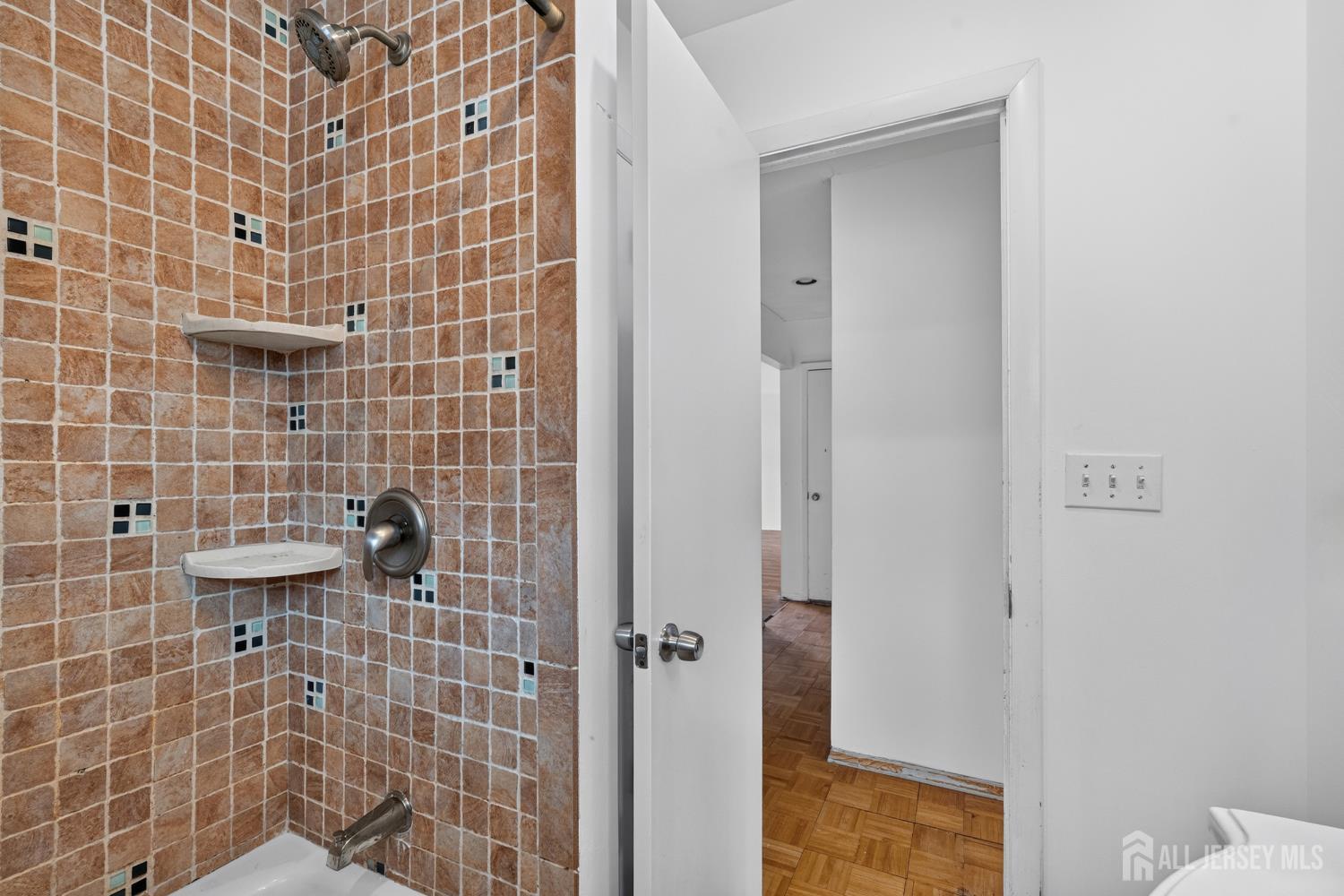 17 Joanna Place Colonia NJ 07067