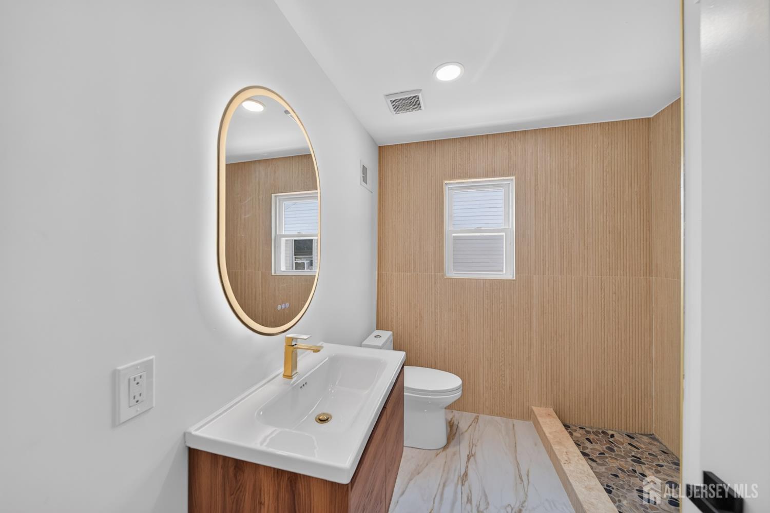 49 Loretta Street Hopelawn NJ 08861