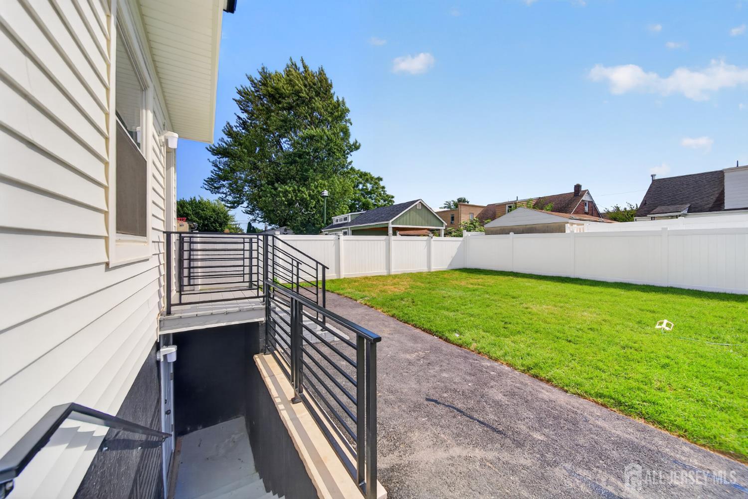 49 Loretta Street Hopelawn NJ 08861