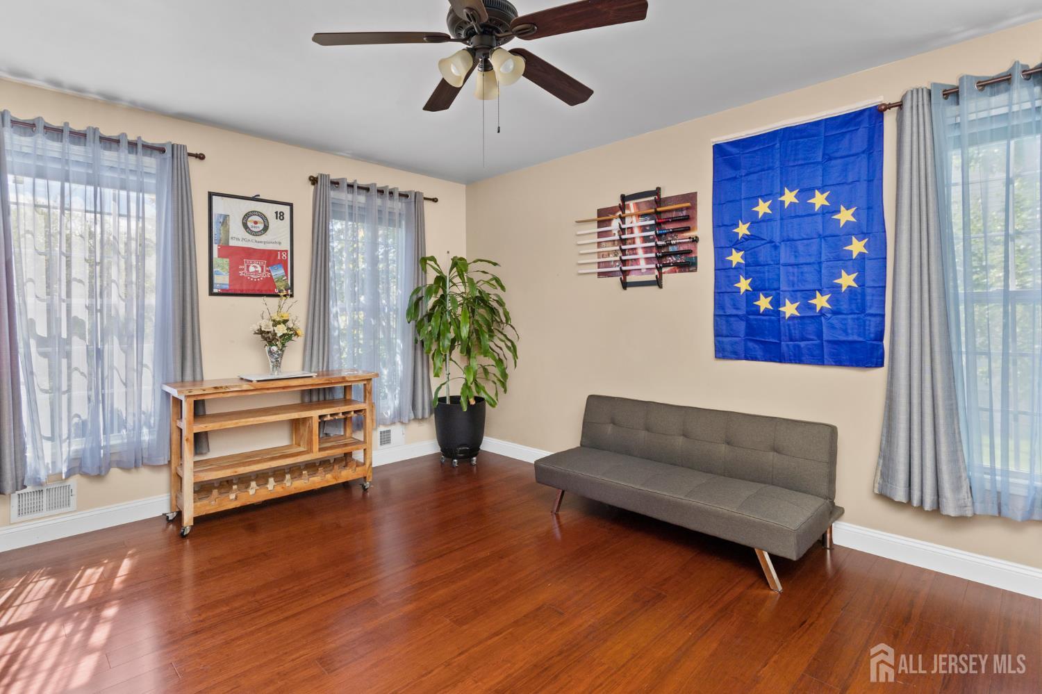 20 Mitchell Drive Monroe NJ 08831