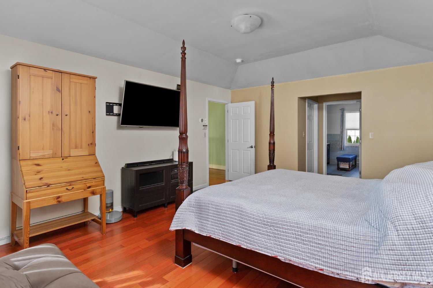 20 Mitchell Drive Monroe NJ 08831