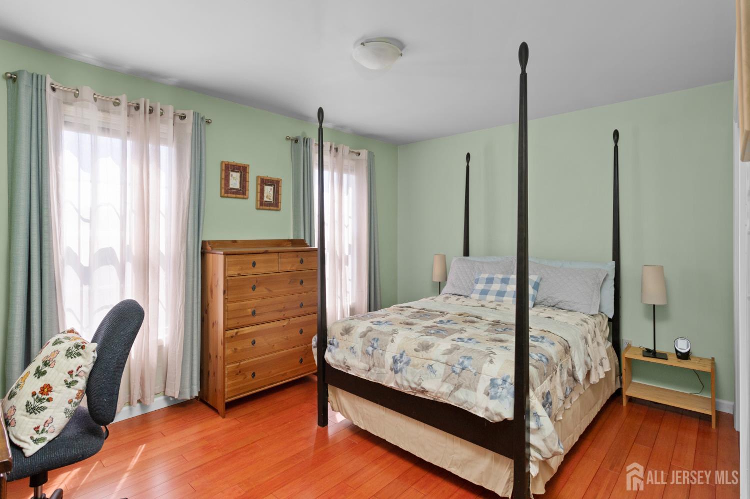 20 Mitchell Drive Monroe NJ 08831