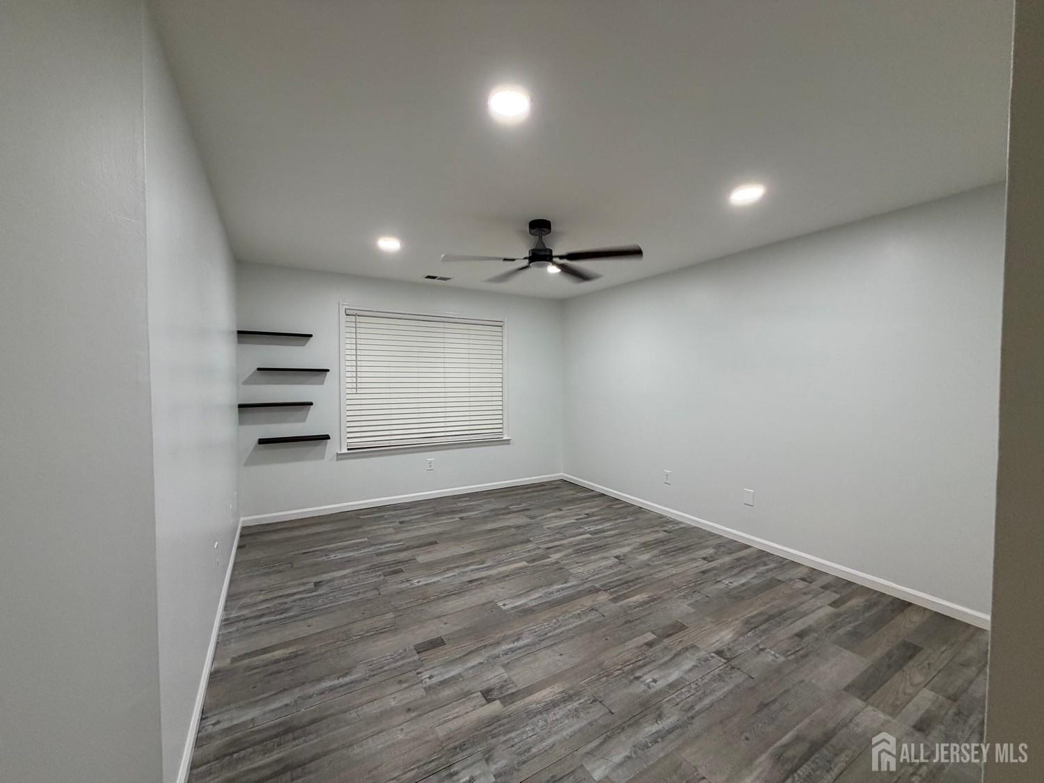 406 Woodhaven Drive Edison NJ 08817