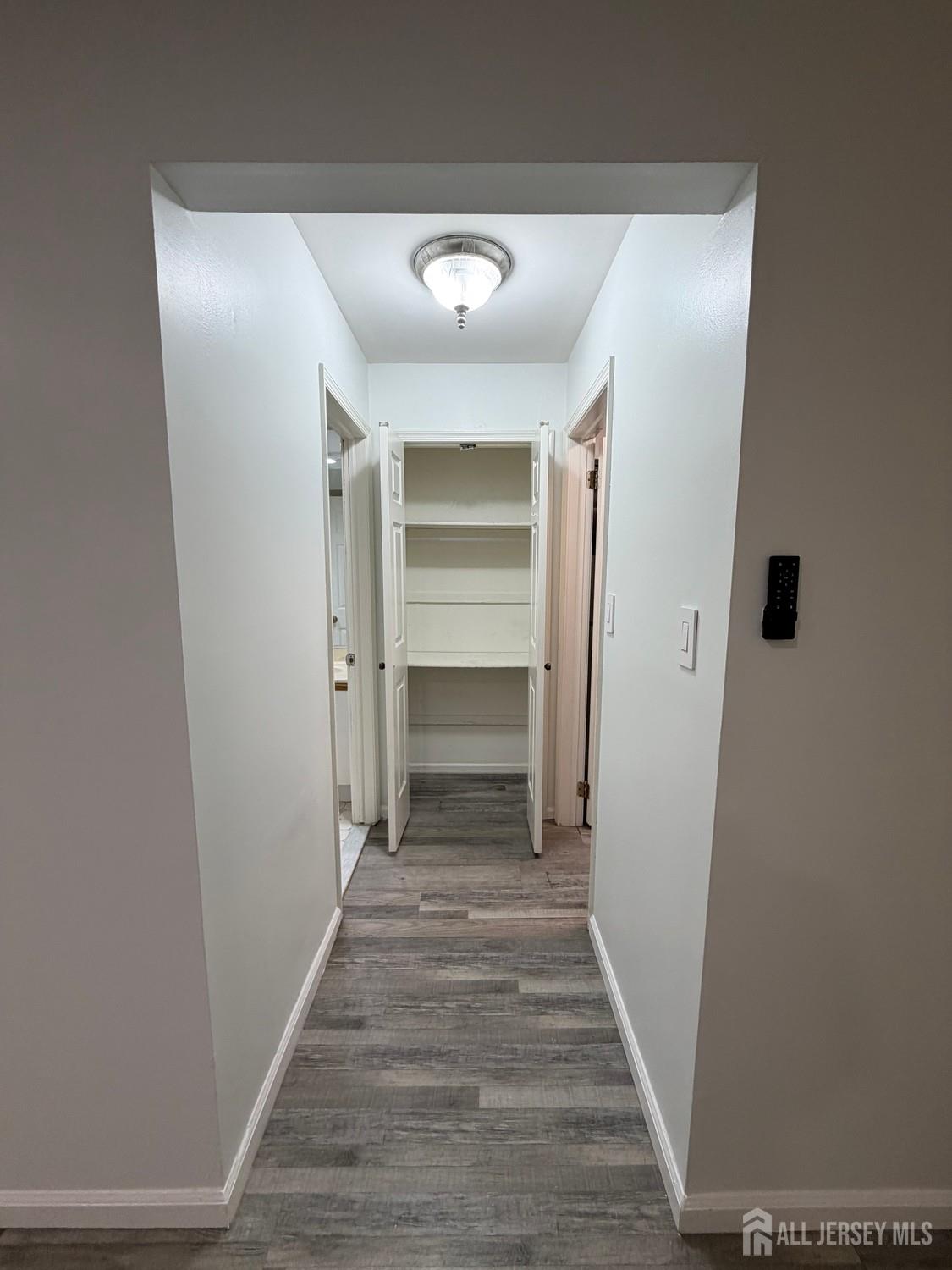 406 Woodhaven Drive Edison NJ 08817