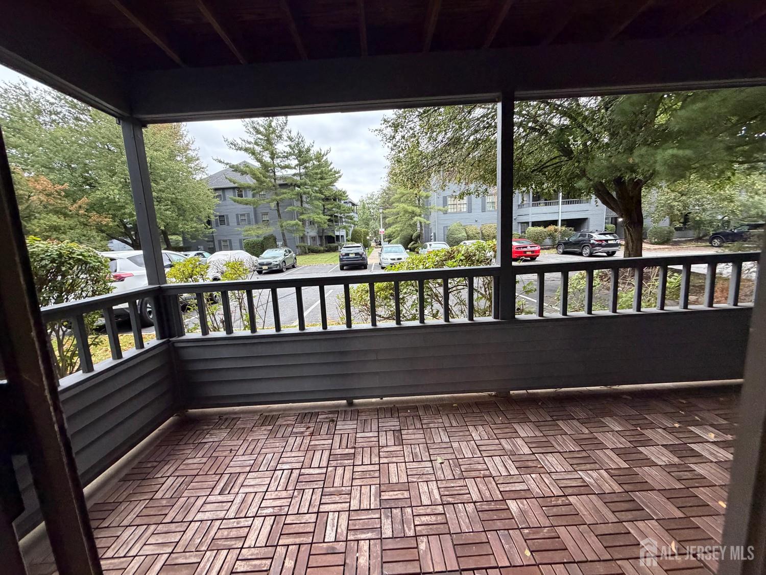 406 Woodhaven Drive Edison NJ 08817